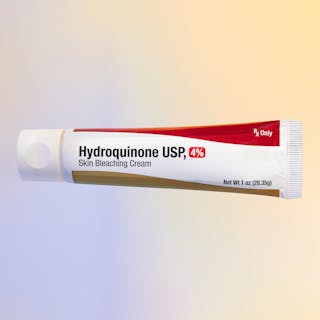 Hydroquinone cream jar. (Crema de hidroquinona)